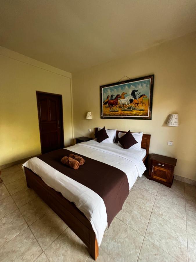 Nari Homestay Canggu Esterno foto