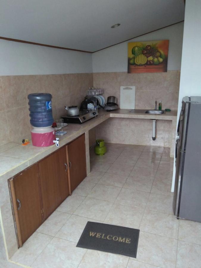 Nari Homestay Canggu Esterno foto